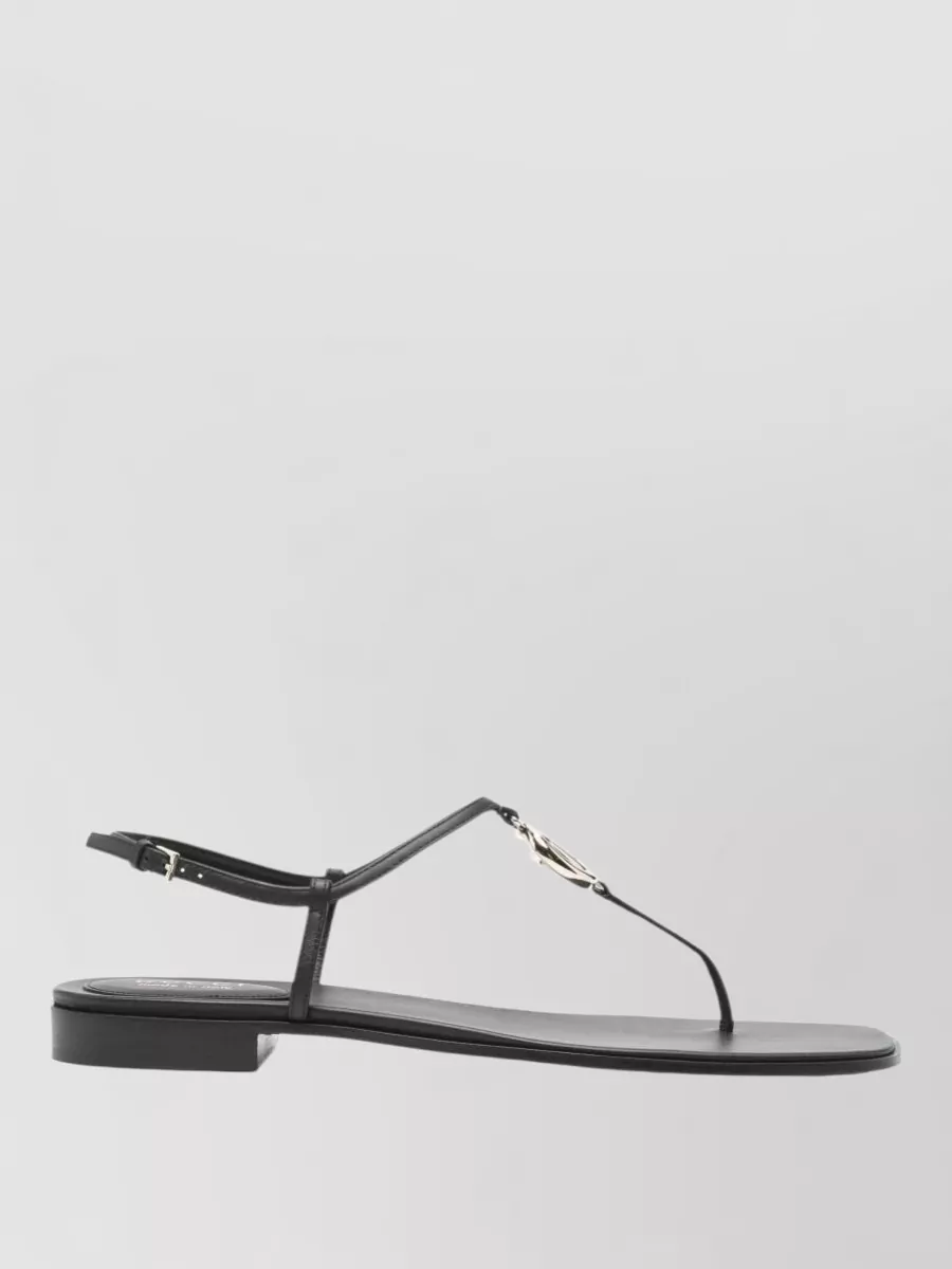 Gucci leather thong sandals