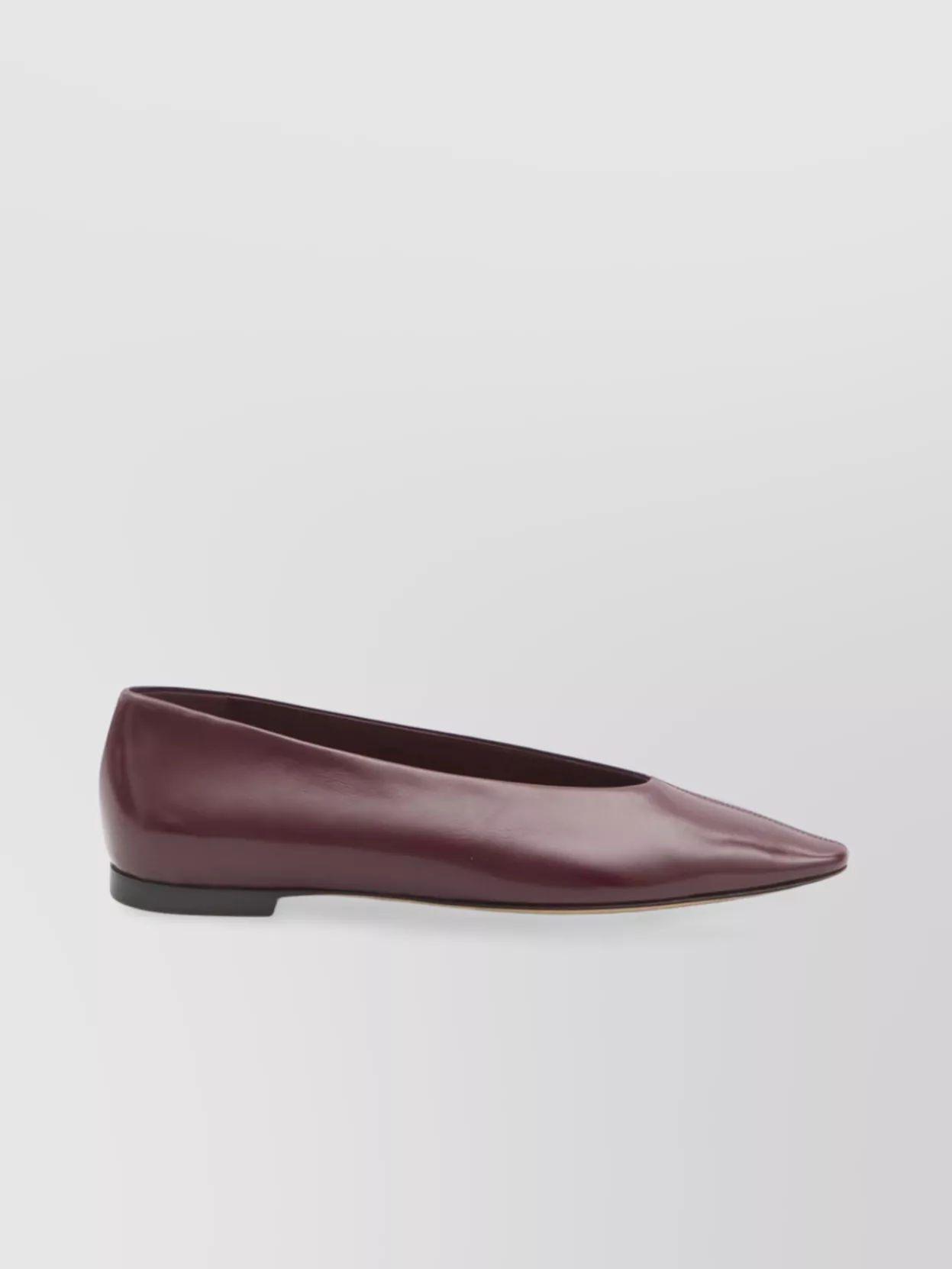 Bottega Veneta Sofia Leather Pointed Toe Ballet Flats