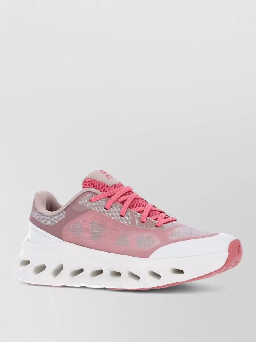 On Running low top sneakers