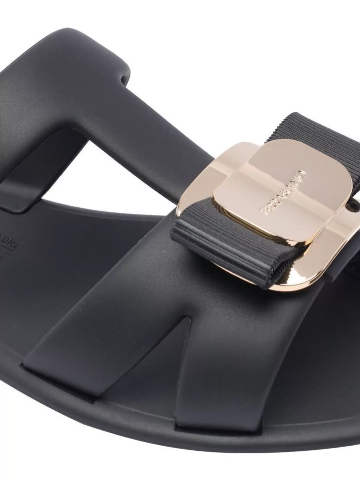 Shop Ferragamo Leather Sandals Bow Detail Metallic Accent