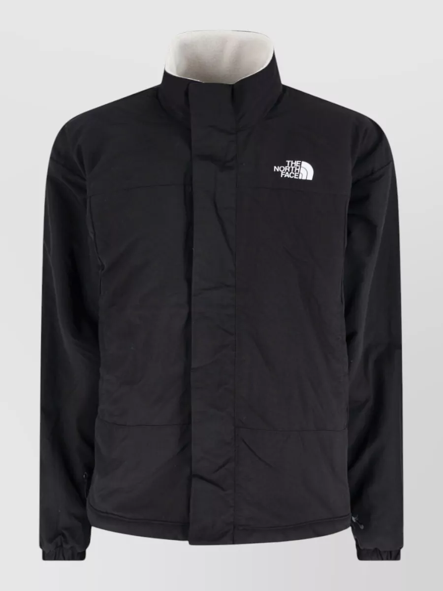 The North Face Versatile Jacket Featuring Functional Pockets