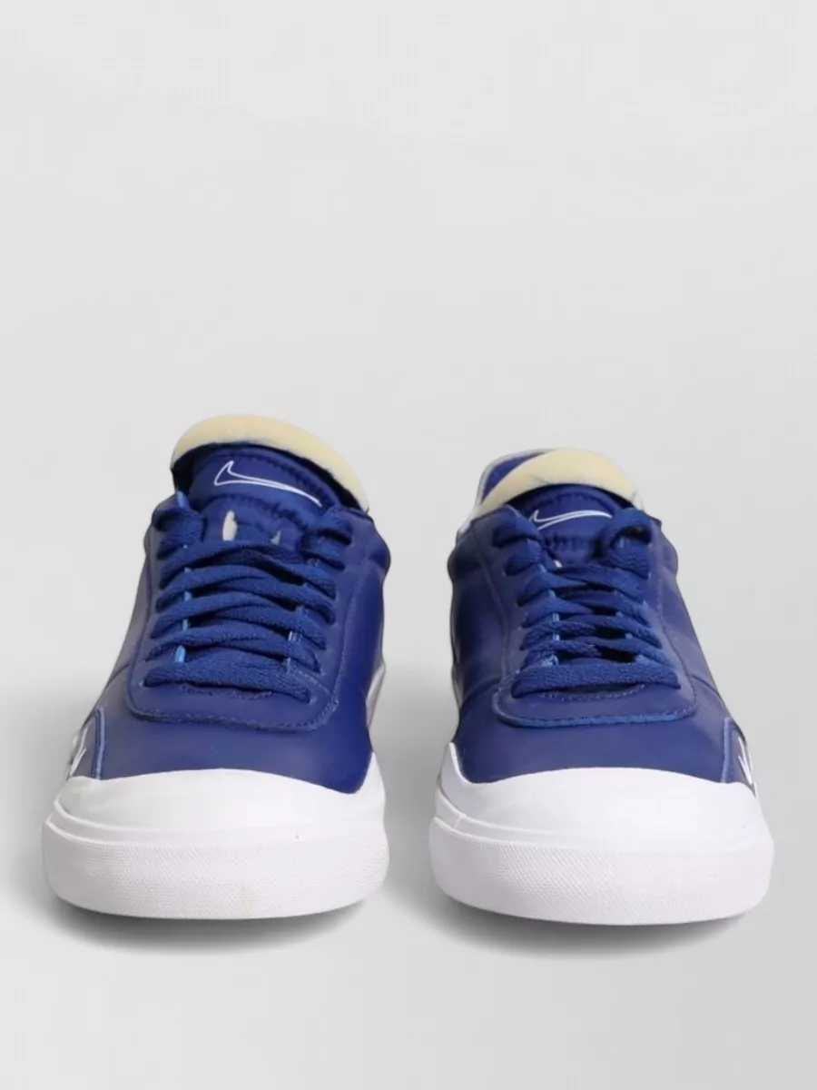 Nike leather low-top sneakers