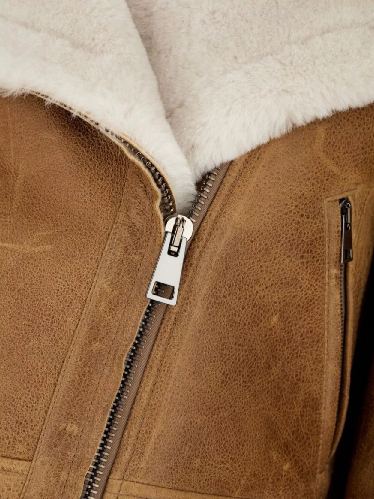 Blancha Shearling Collar Cropped Length Jacket