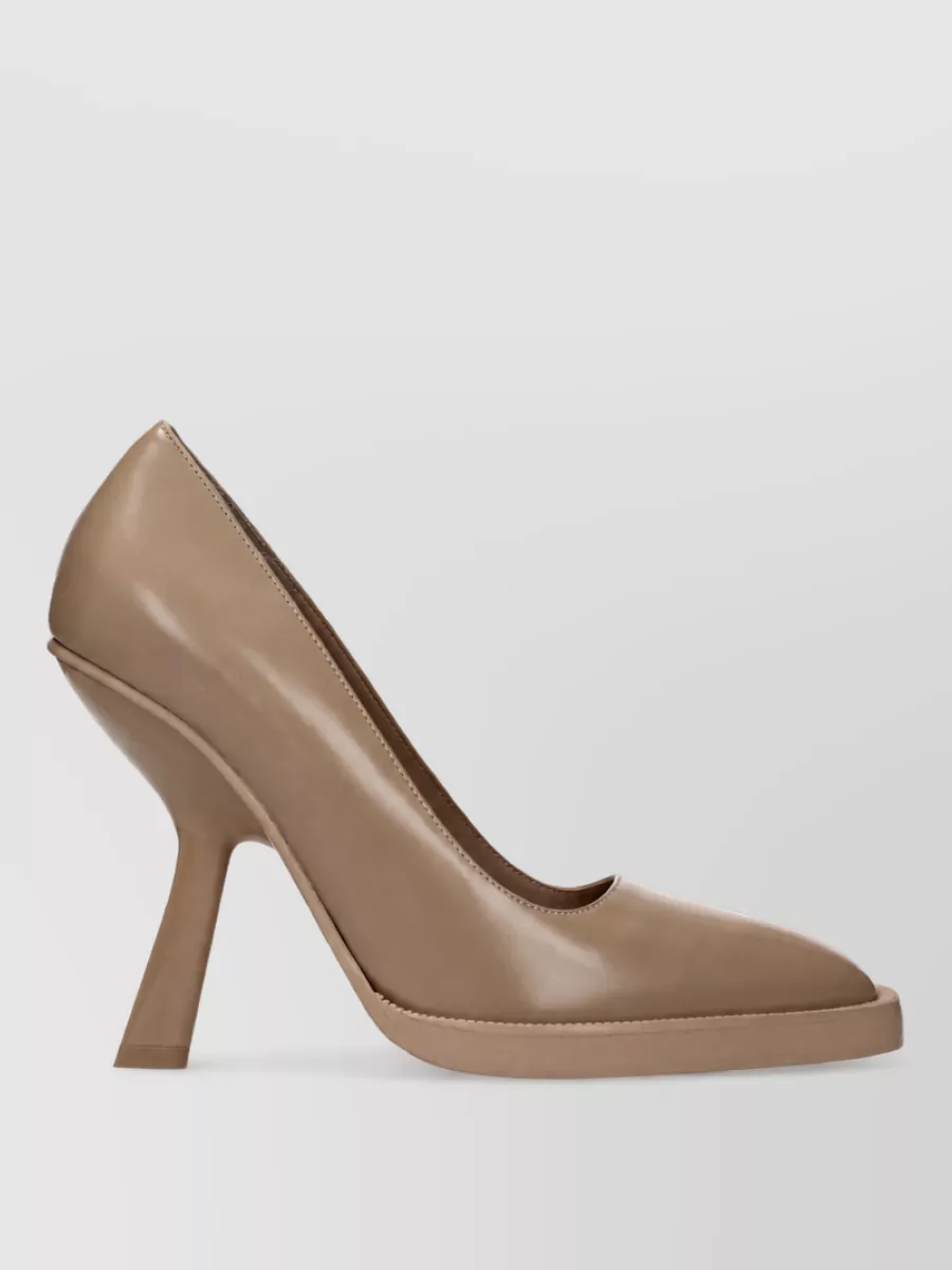 Ferragamo Leather Ballerina Shoes