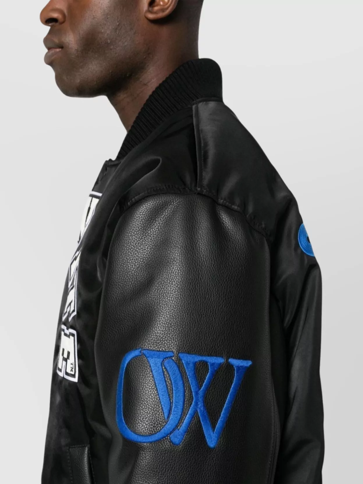 Off-White Sleeve Contrast Jacket Front Pockets Ribbed