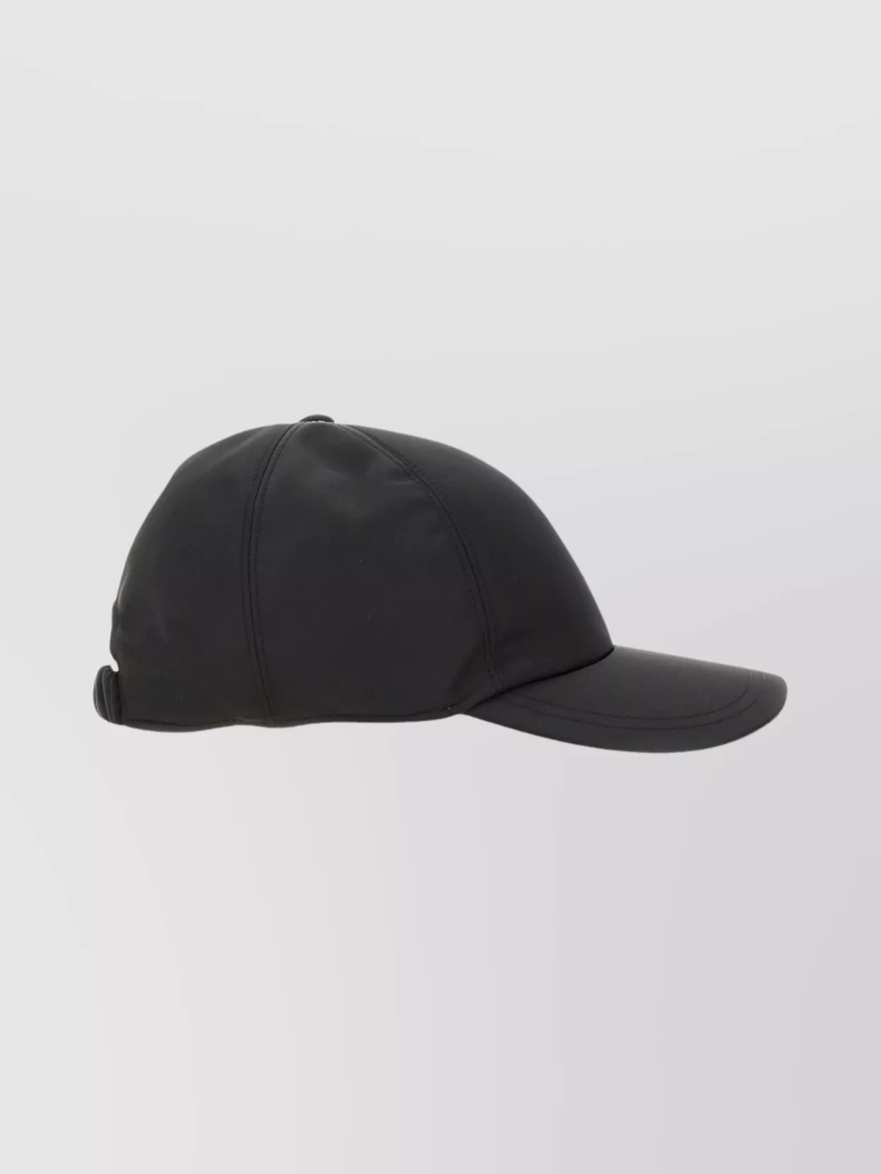 Premiata Stylish Hat With Curved Brim Design