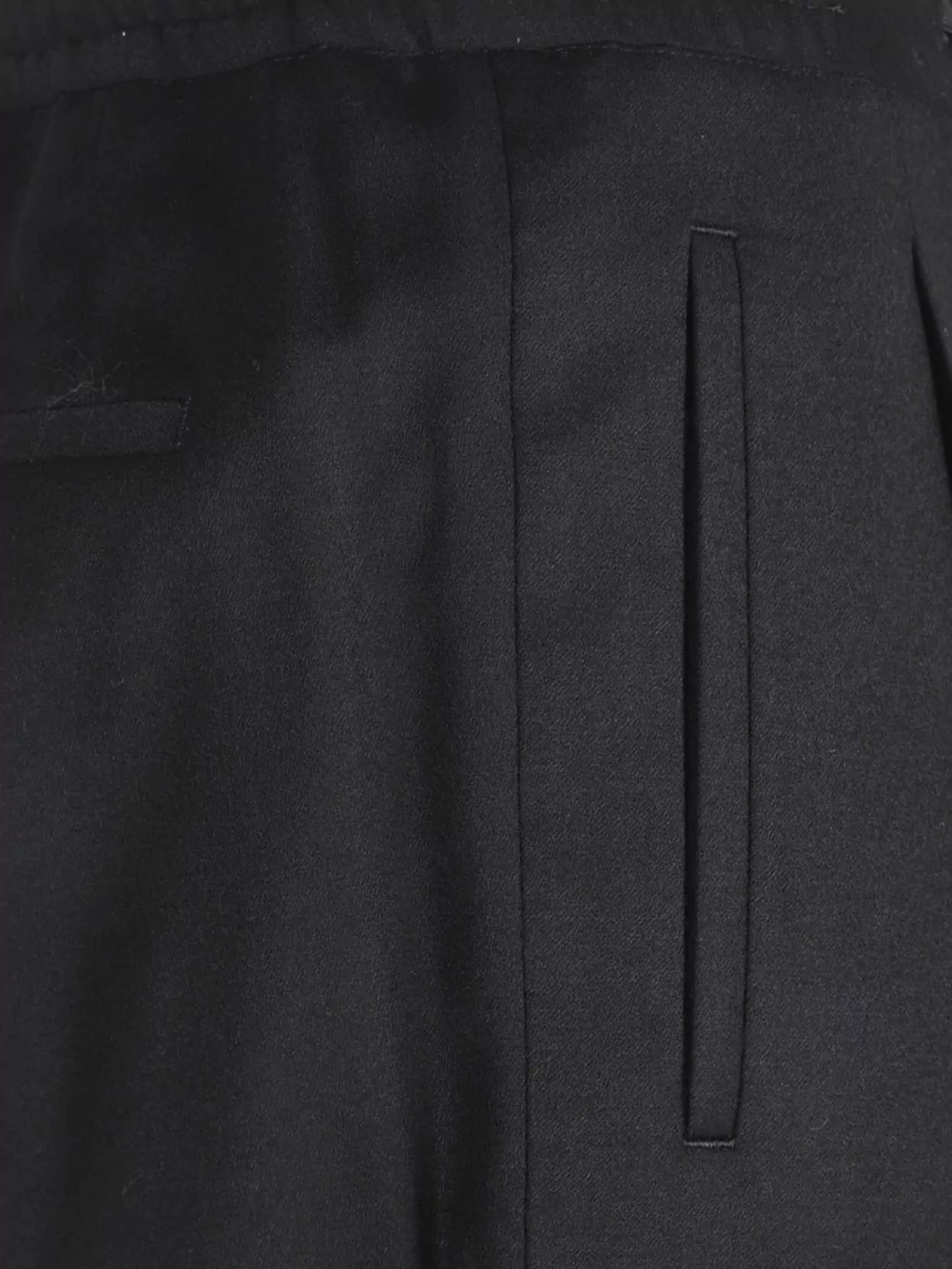 Lardini Men's Trousers With Tapered Leg Design