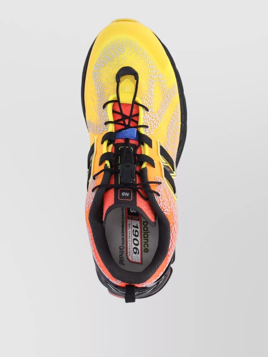 New Balance Low-Top Sneakers