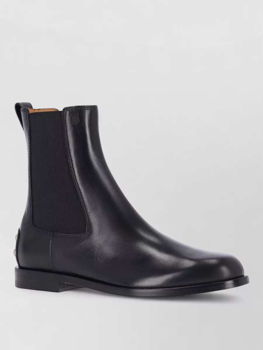 Tod's leather ankle boots