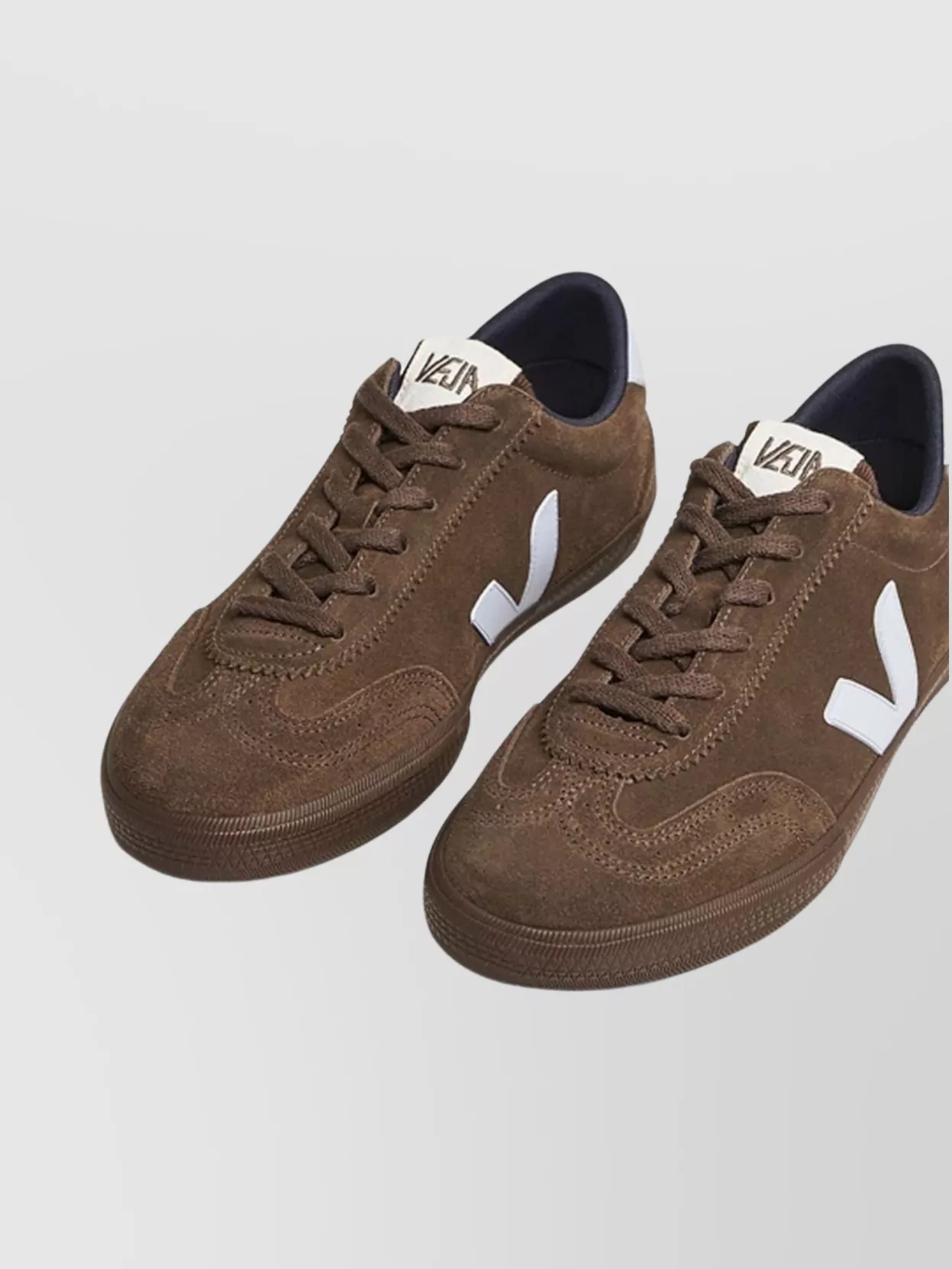 Veja Suede Low-Top Sneakers Rubber Sole