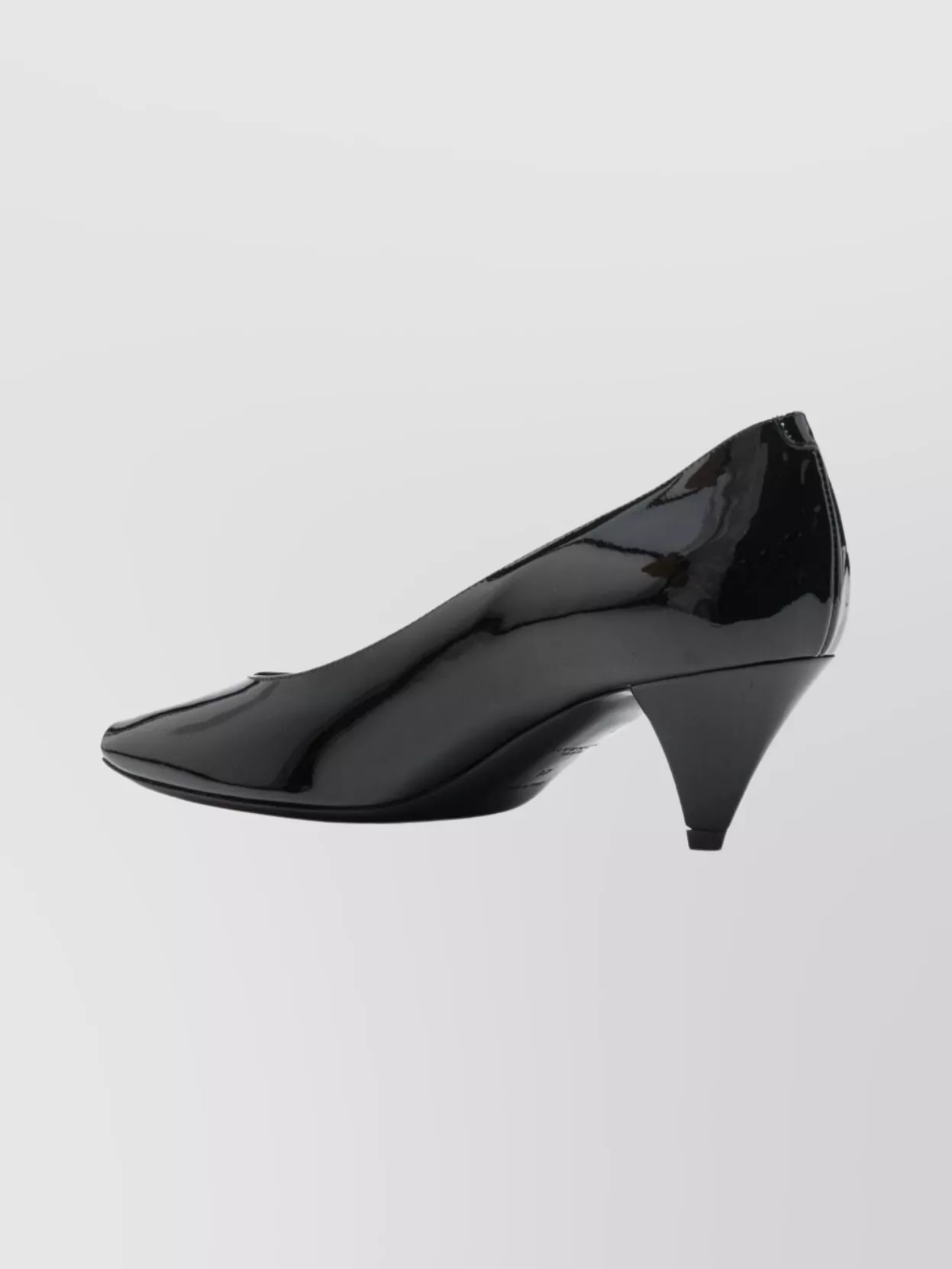 Givenchy Stylish Cone Heel Patent Finish Pumps In Black