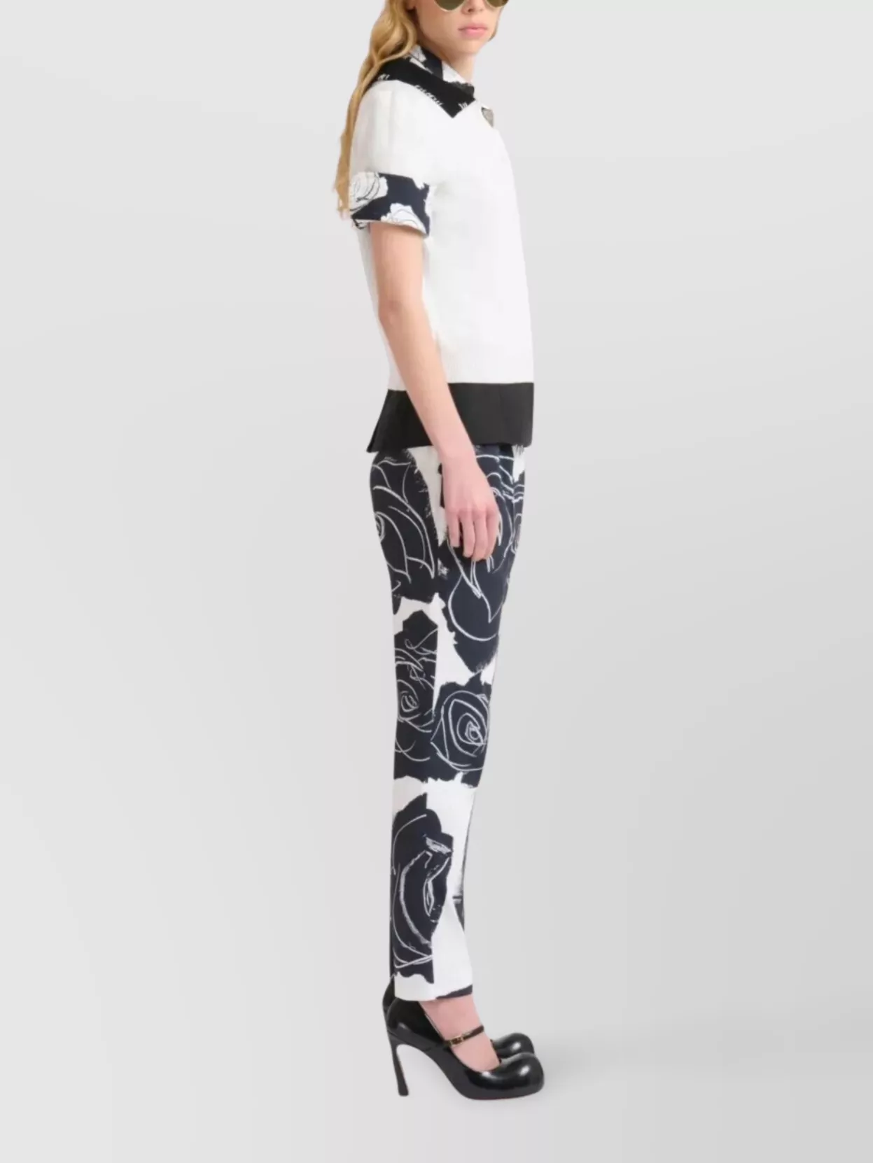 Marni Trousers Featuring Floral Pattern And Pockets In Multi