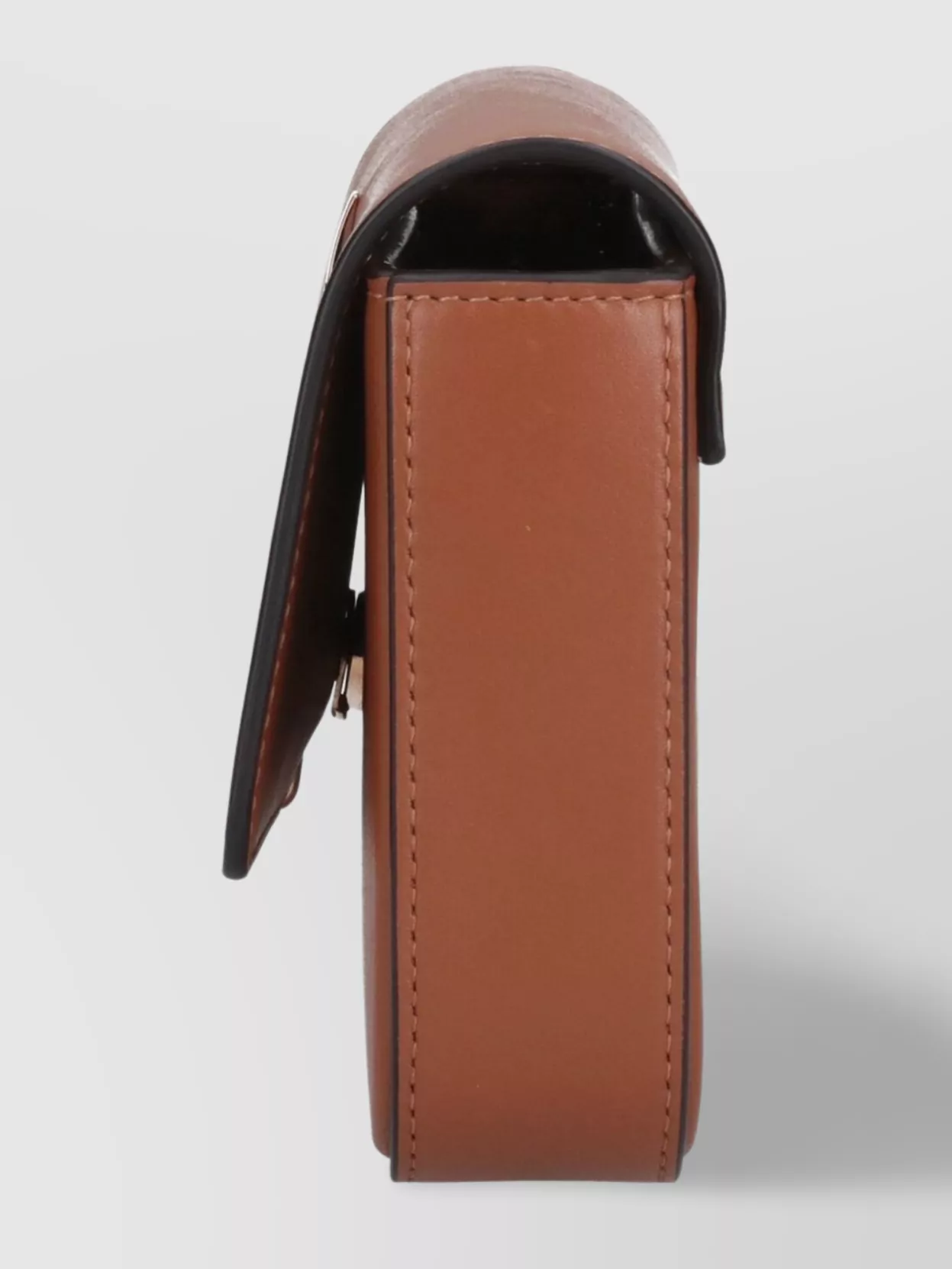 TOD'S SHOULDER BAG WITH CHAIN STRAP AND METAL ACCENT