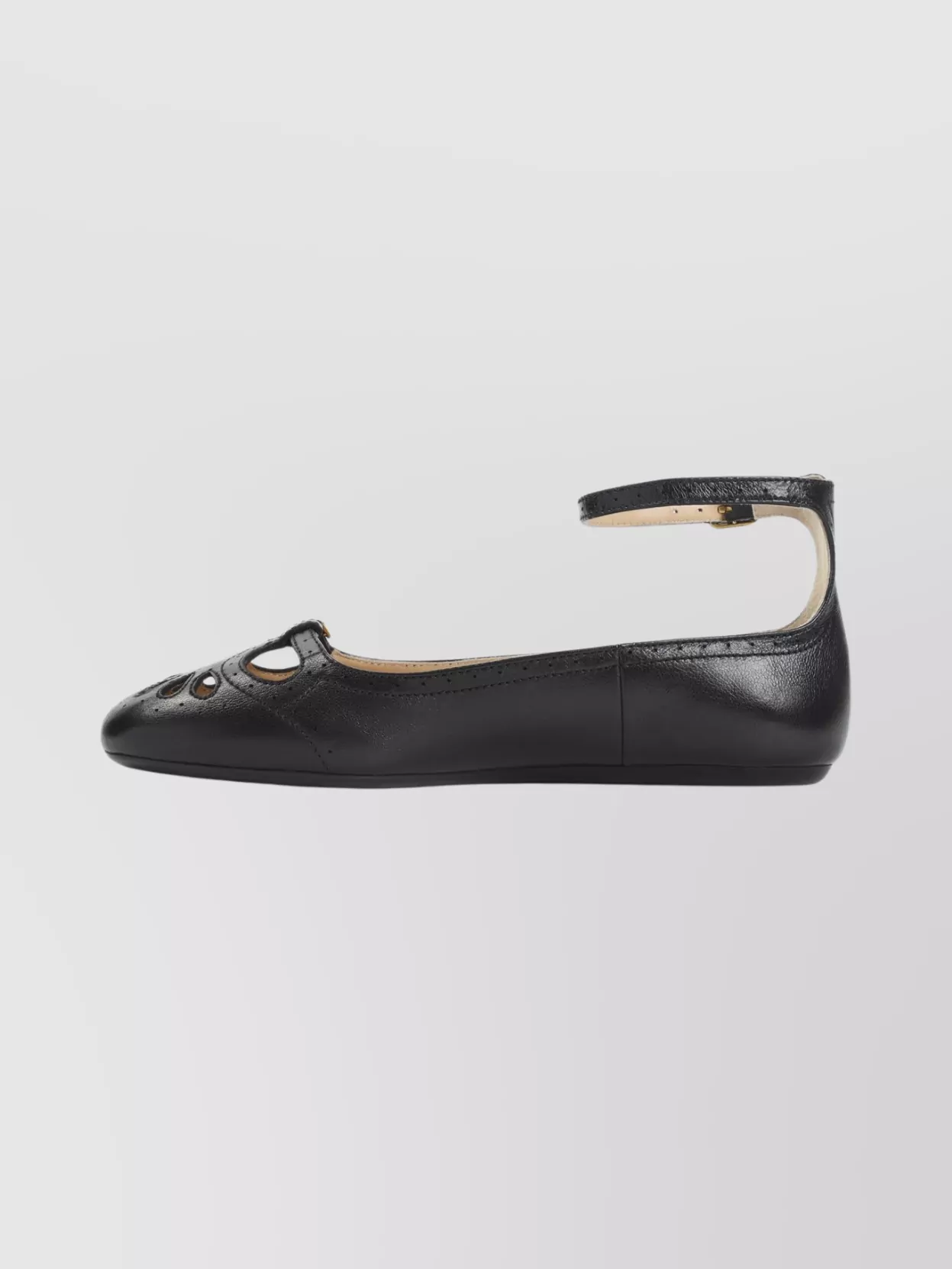 Chloé Misty Laser-cut Leather Ballet Flats In Black