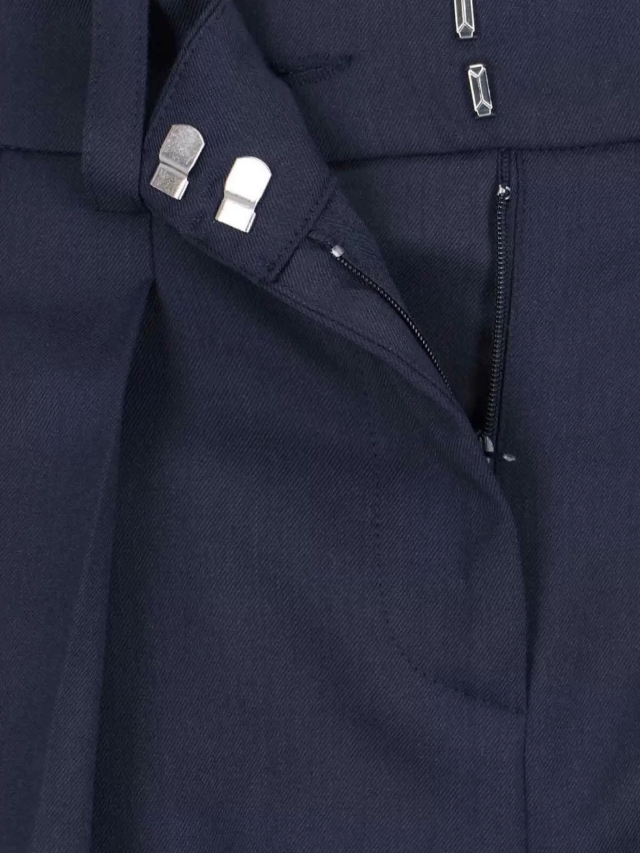 The Frankie Shop Pleated Straight Shorts Back Pocket