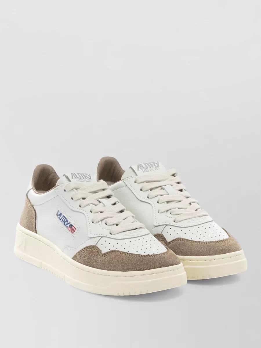 Autry leather low-top sneakers