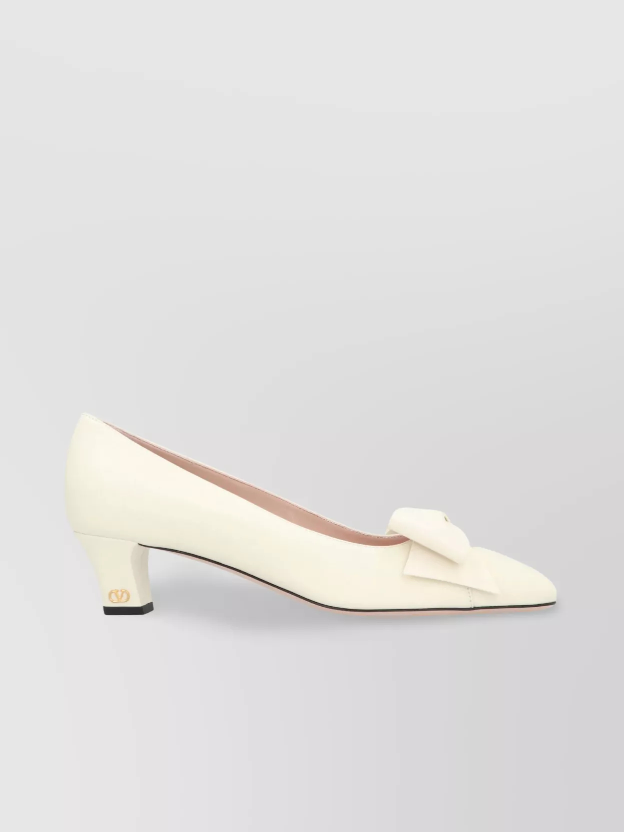Shop Valentino Pumps Leather Bow Detail