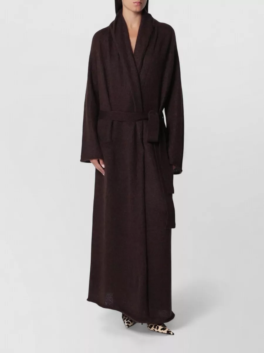 The Andamane dressing gown