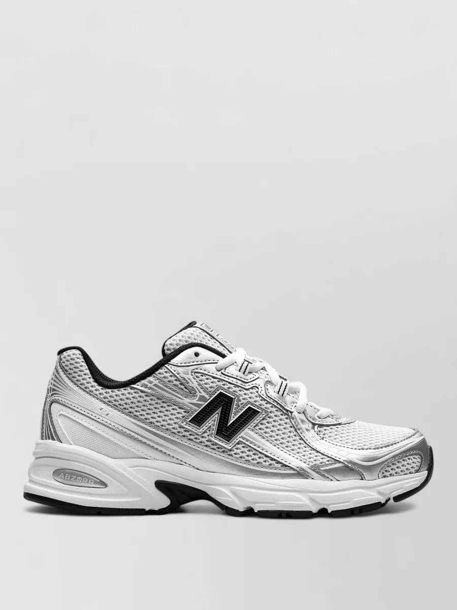 New Balance Low-Top Sneakers