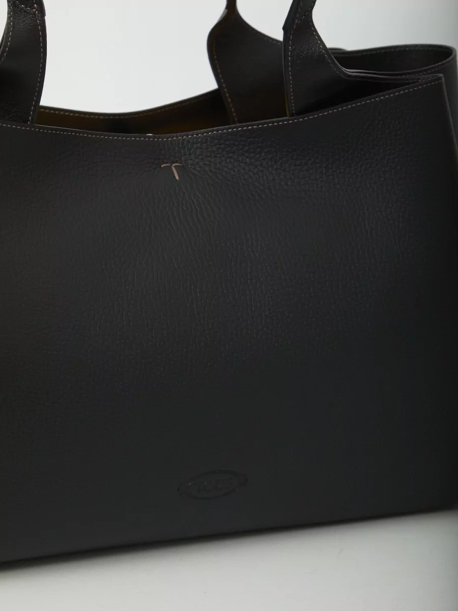 Tod's T Timeless Medium Leather Tote Bag