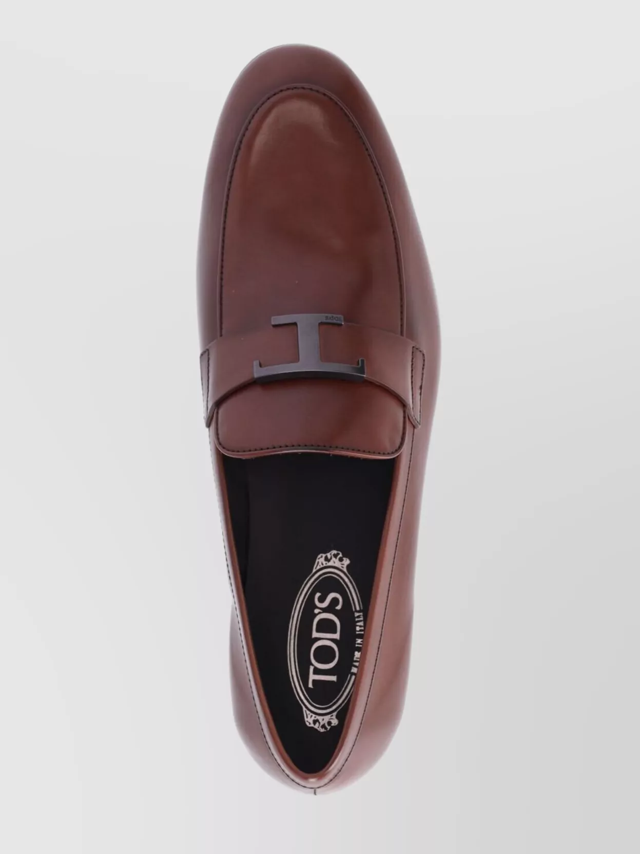 Tod's Leather Loafers With Round Toe And Sole