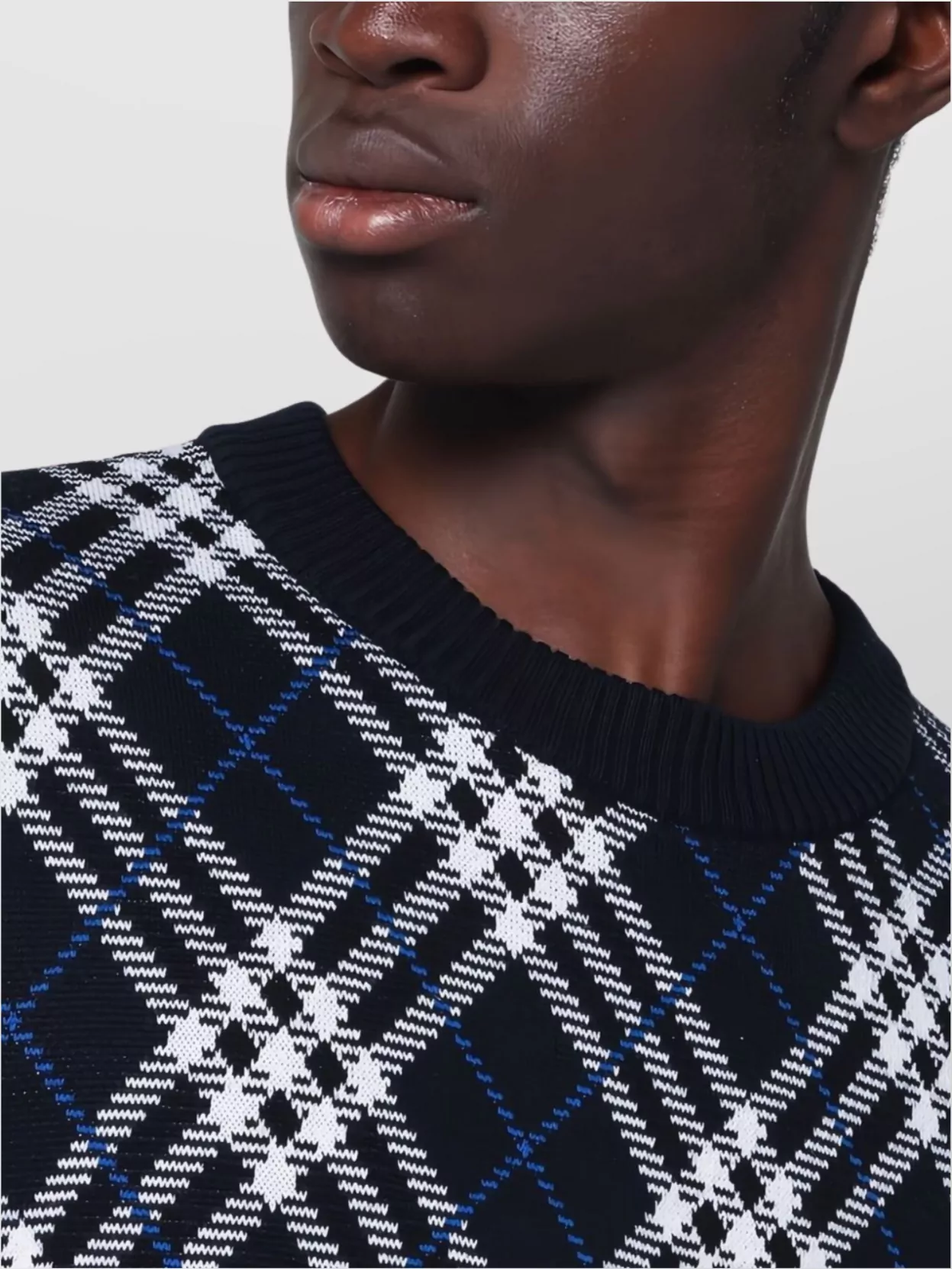 Burberry Diamond Pattern Knit Crewneck Sweater