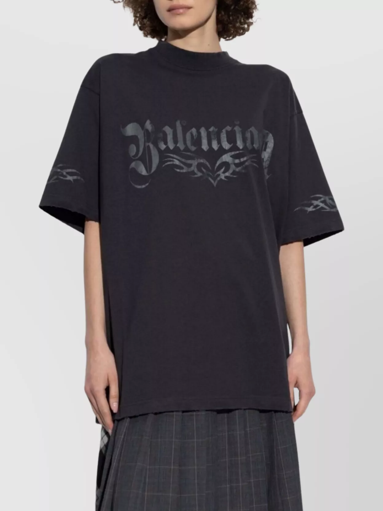 Balenciaga Graphic Logo T-shirt Fit Medium In Purple