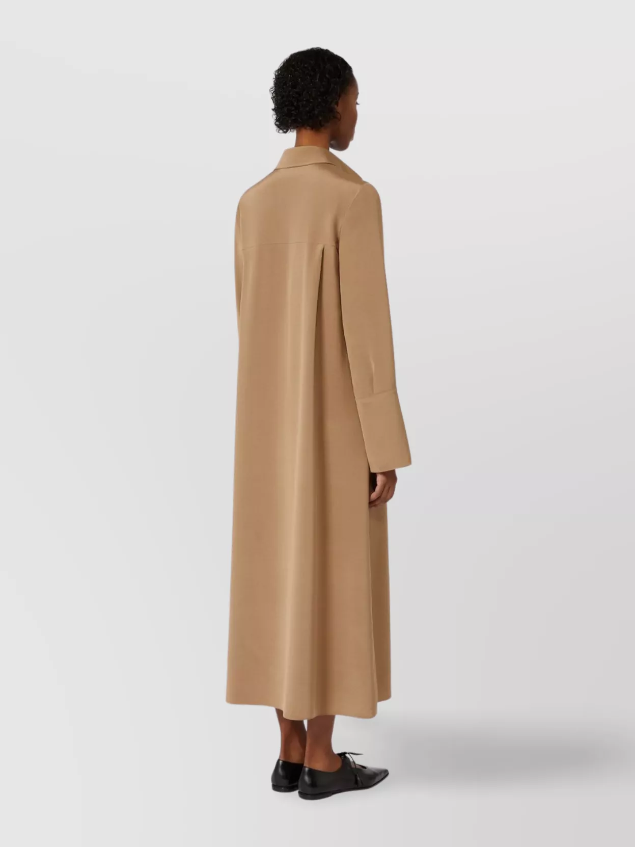 Max Mara Fitted Dress With Polo Collar And Side Slits In Nude