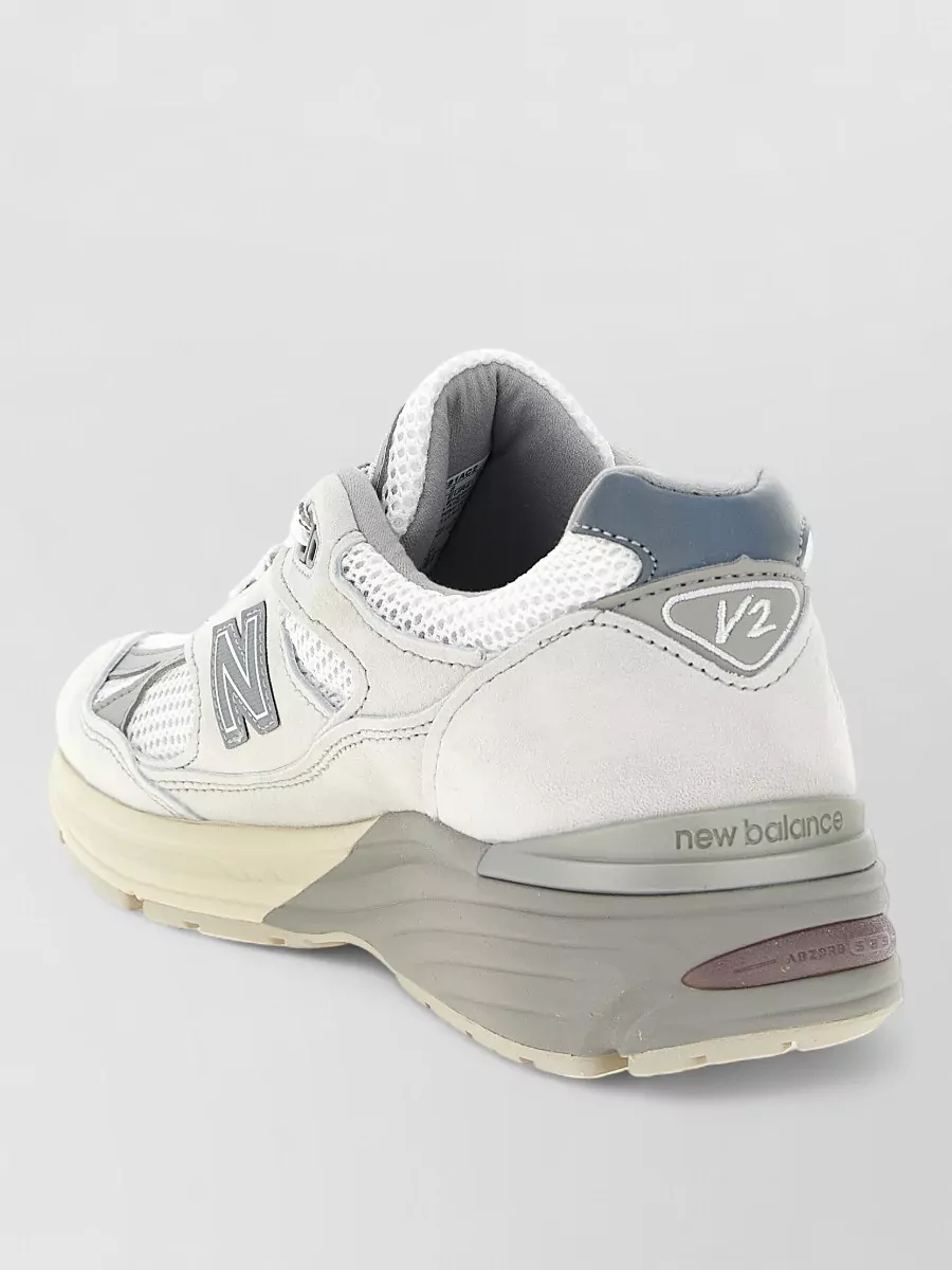 New Balance Low-Top Sneakers
