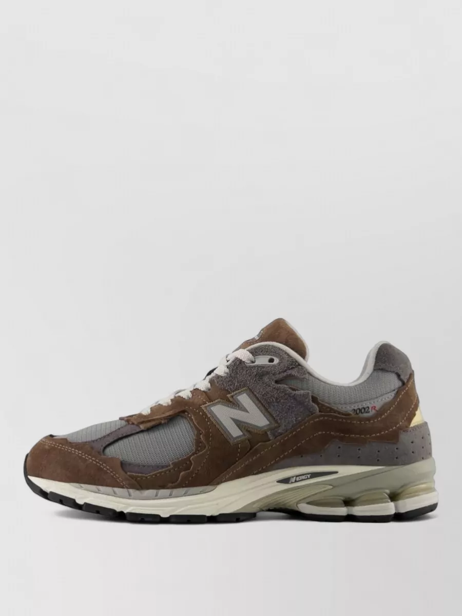 New Balance 2002 Sneakers Mesh Panels Round Toe
