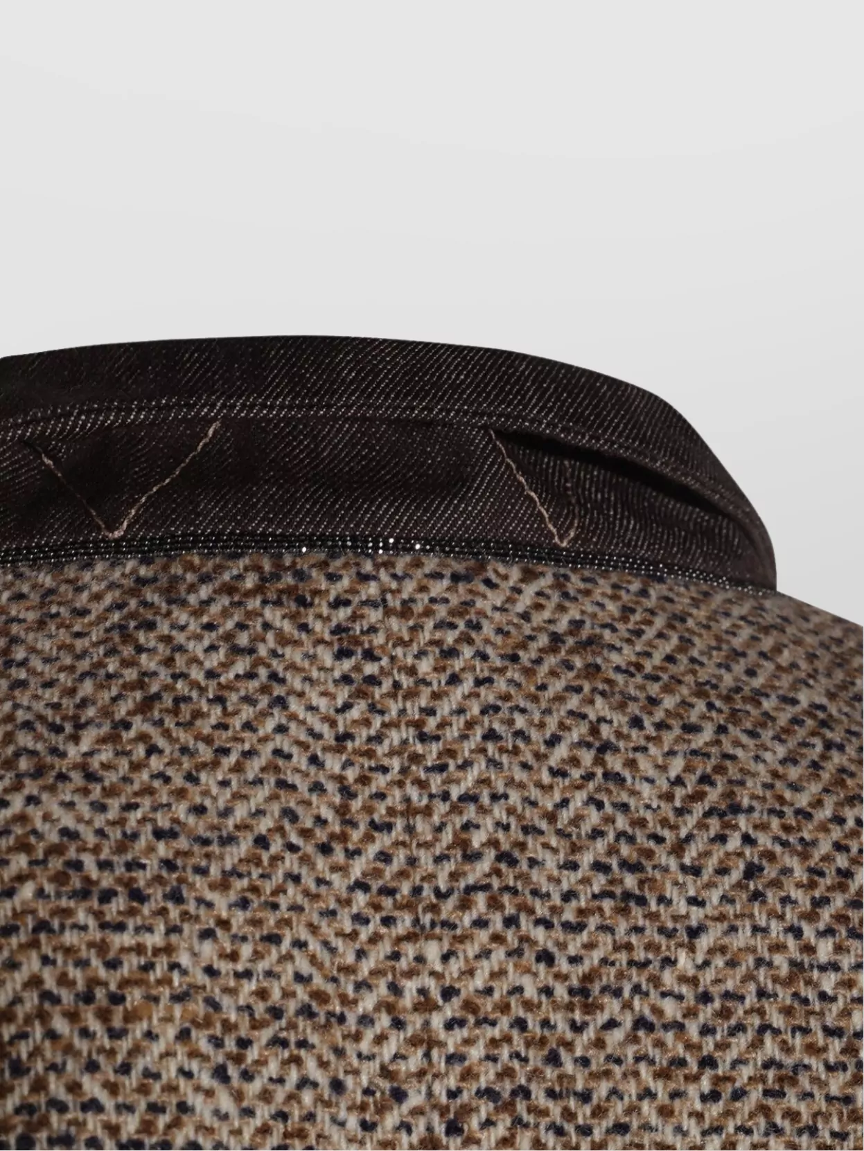 Brunello Cucinelli Waist Belted Lapel Sleeveless Textured Jacket In Brown