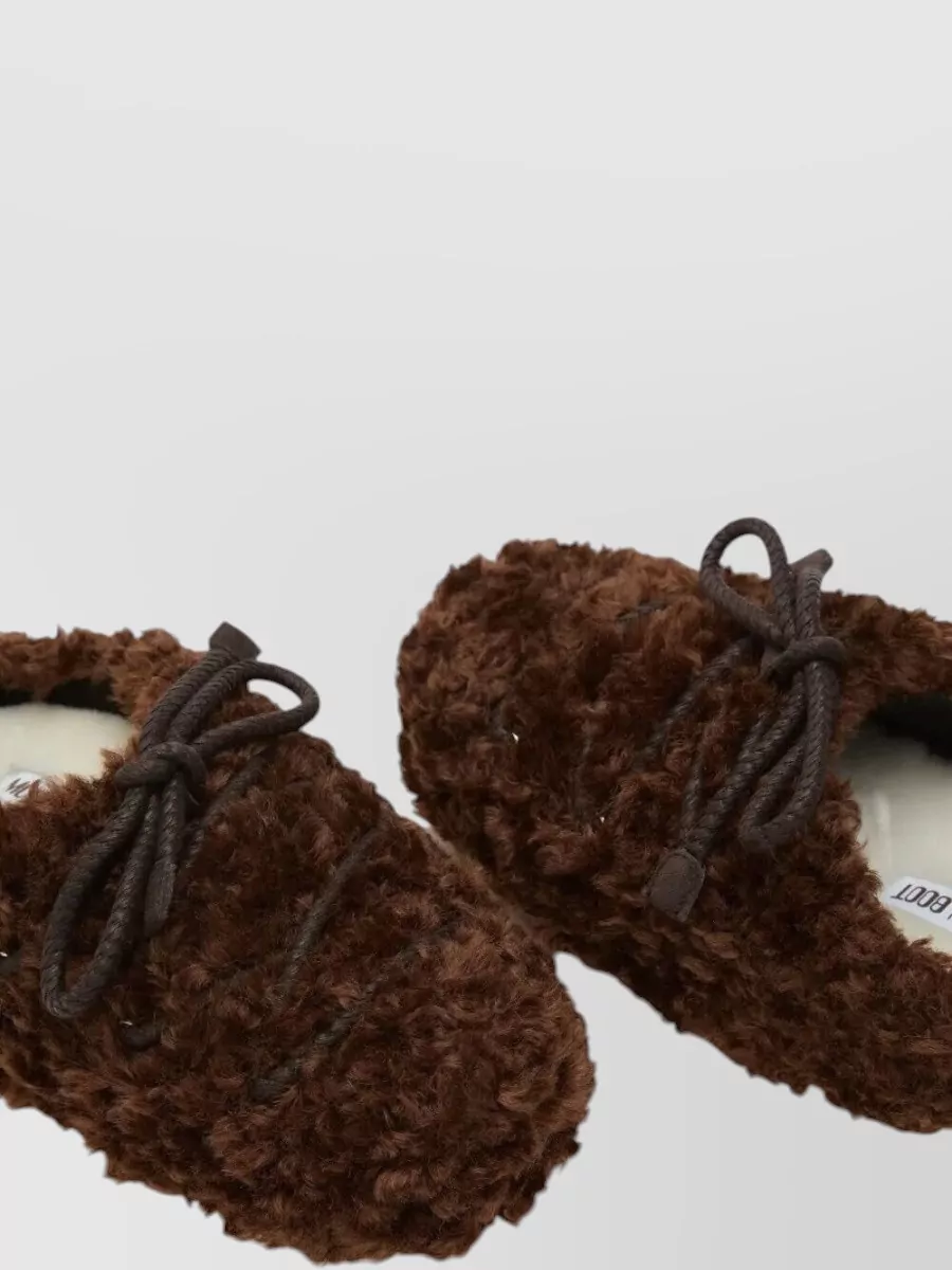 Moon Boot Curly Mules