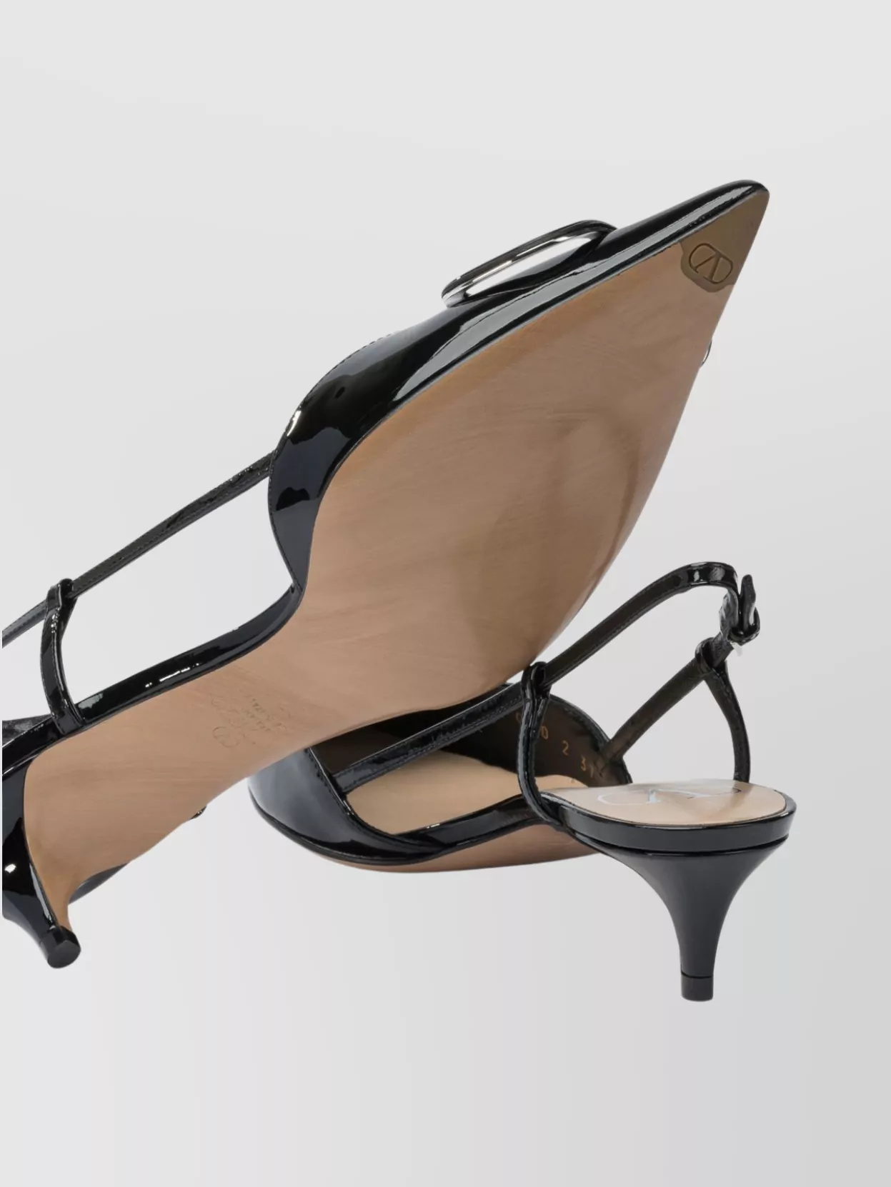 Valentino Garavani Signature Slingback Pump Bow Detail
