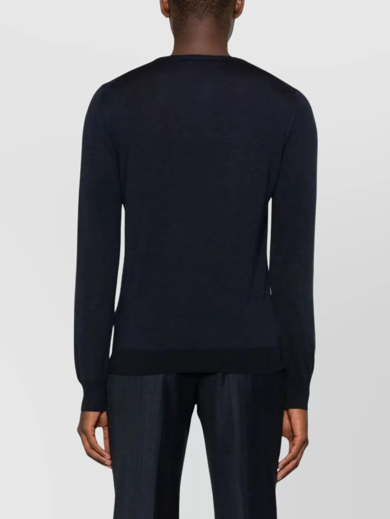 Tagliatore Fitted Crew Neck Long Sleeve Pullover