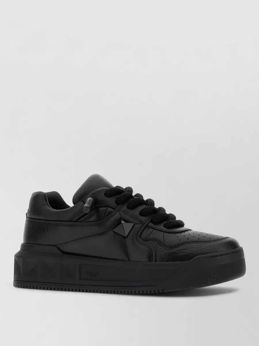Valentino Garavani leather low-top sneakers