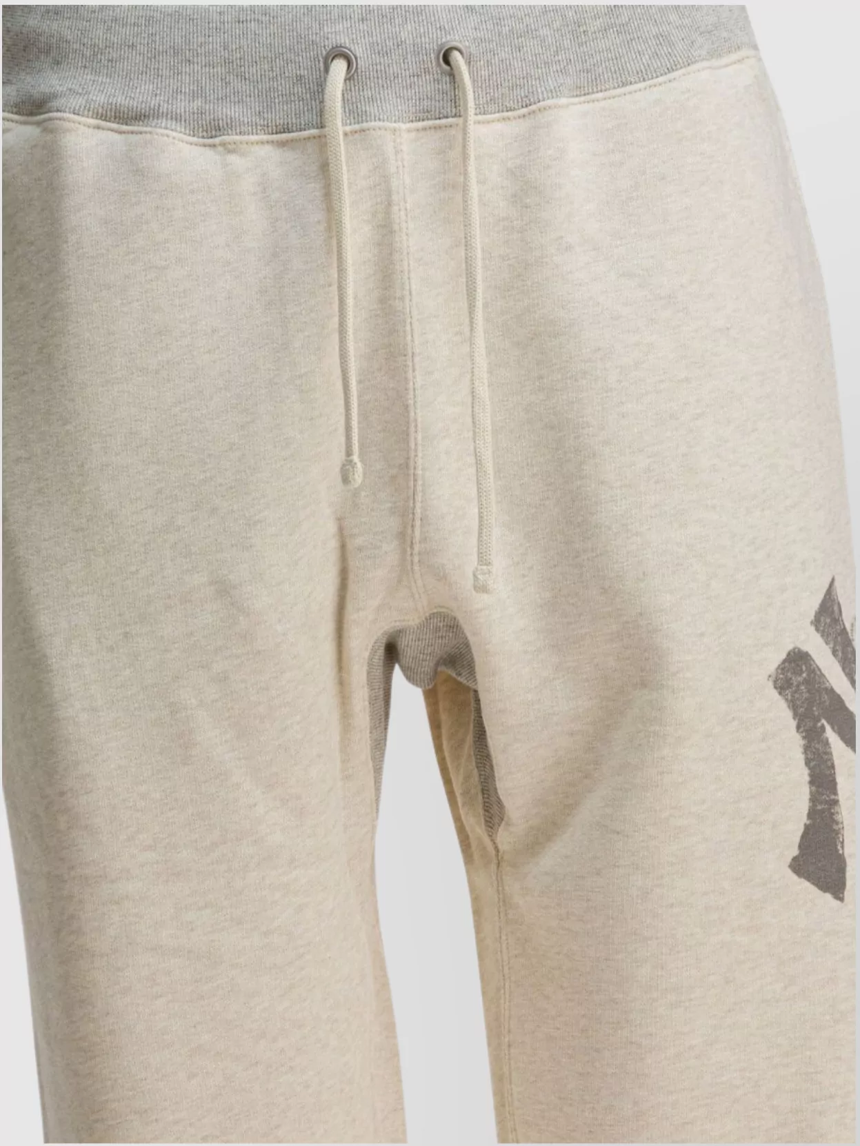 Polo Ralph Lauren Comfortable Trousers Featuring Practical Pockets