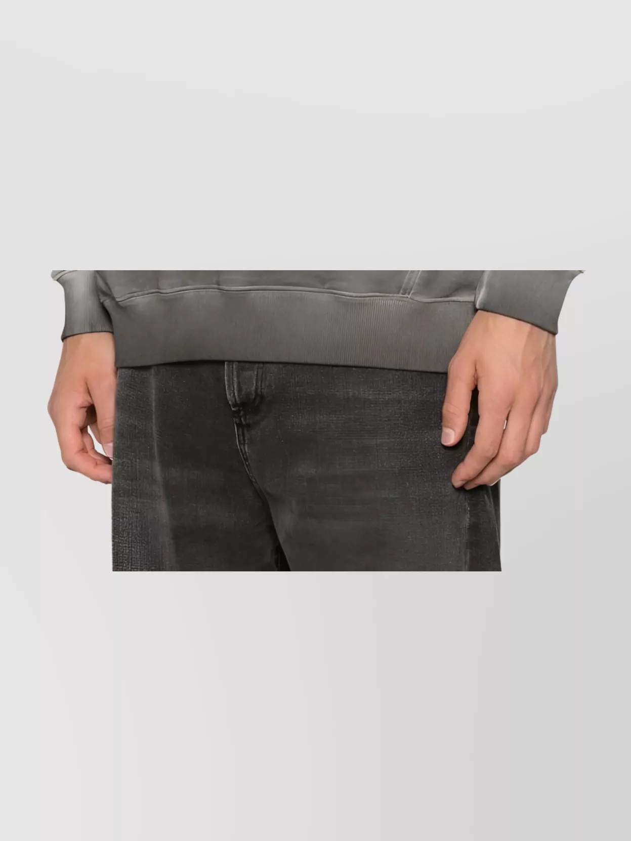 Off-White Hooded Long Sleeve Sweatshirt Pockets