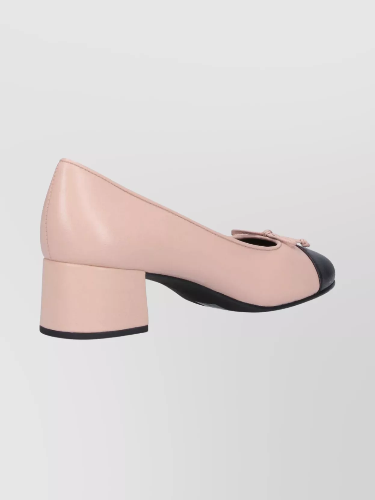 Tory Burch Two-tone Block Heel Pumps Bow Detail In Pink