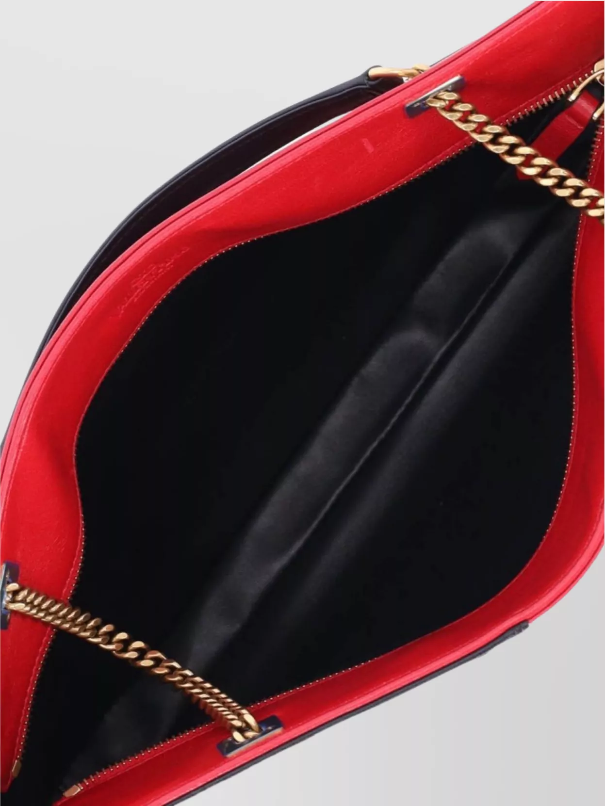Valentino Garavani Chain Strap Rectangular Shape Front Zip Pocket