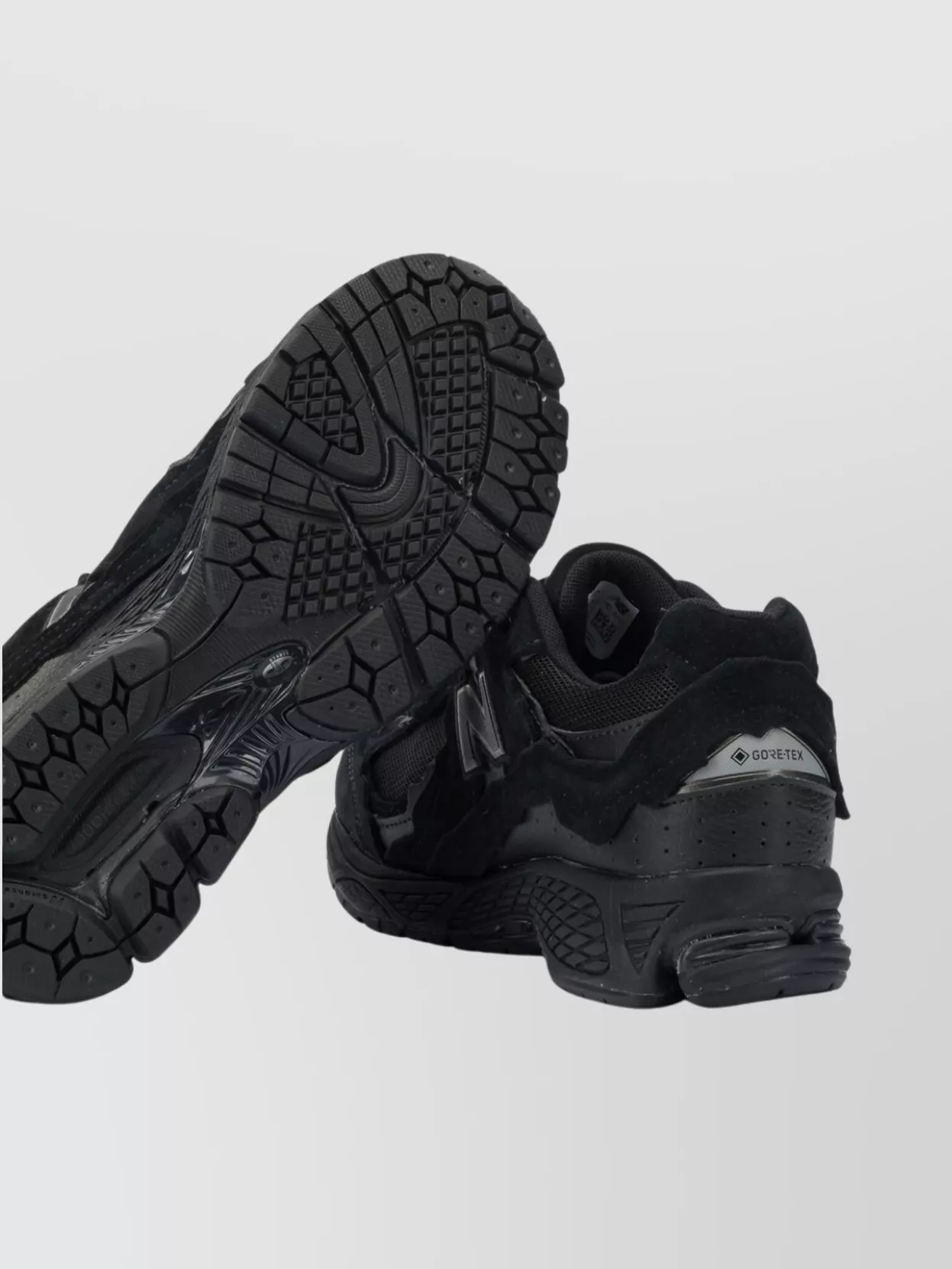 New Balance 2002Dx Sneakers Featuring Gore-Tex Technology