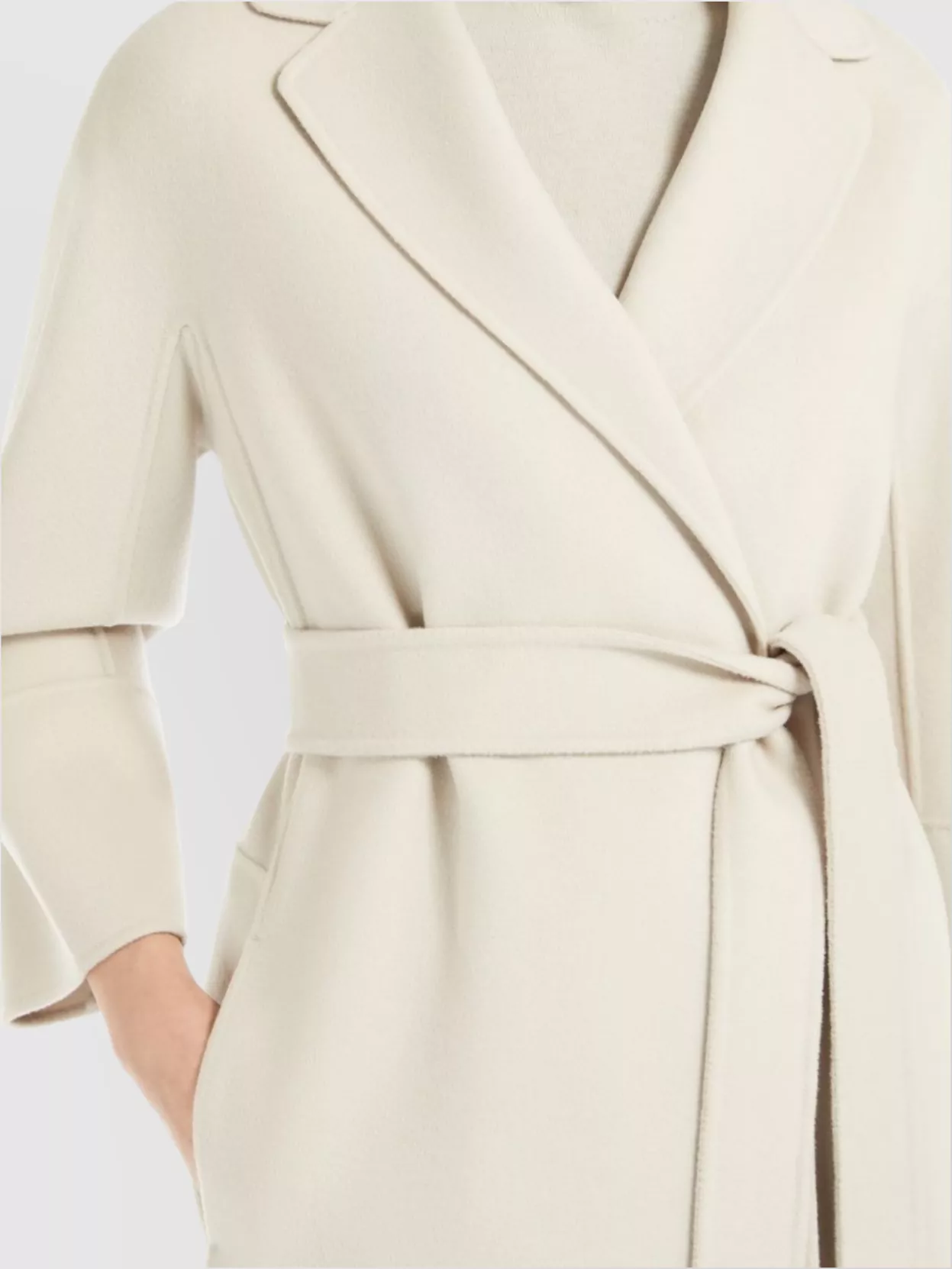 Max Mara Short Wool Coat With Kimono And Raglan Sleeves