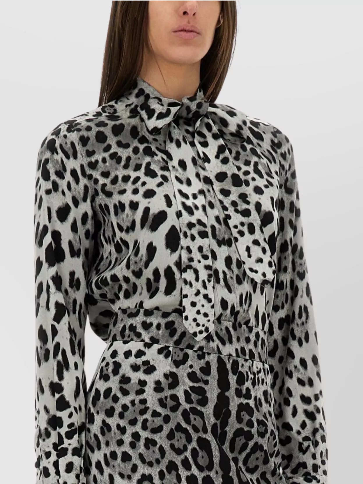 Dolce&Gabbana Leopard Print Bow Charmeuse Shirt