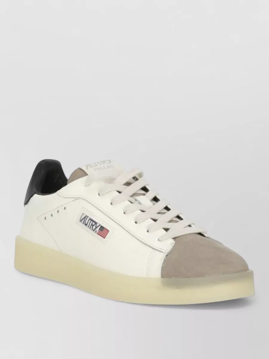 Autry leather low top sneakers