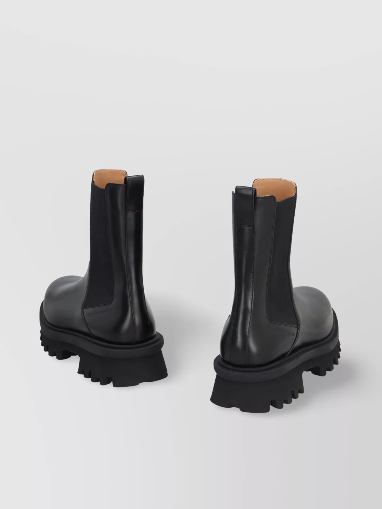 Ferragamo Chunky Sole Leather Chelsea Boots In Black
