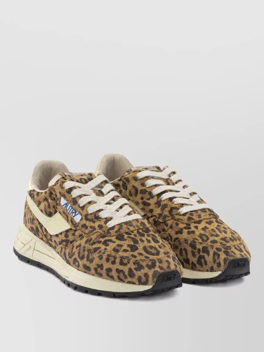 Autry leather low-top sneakers