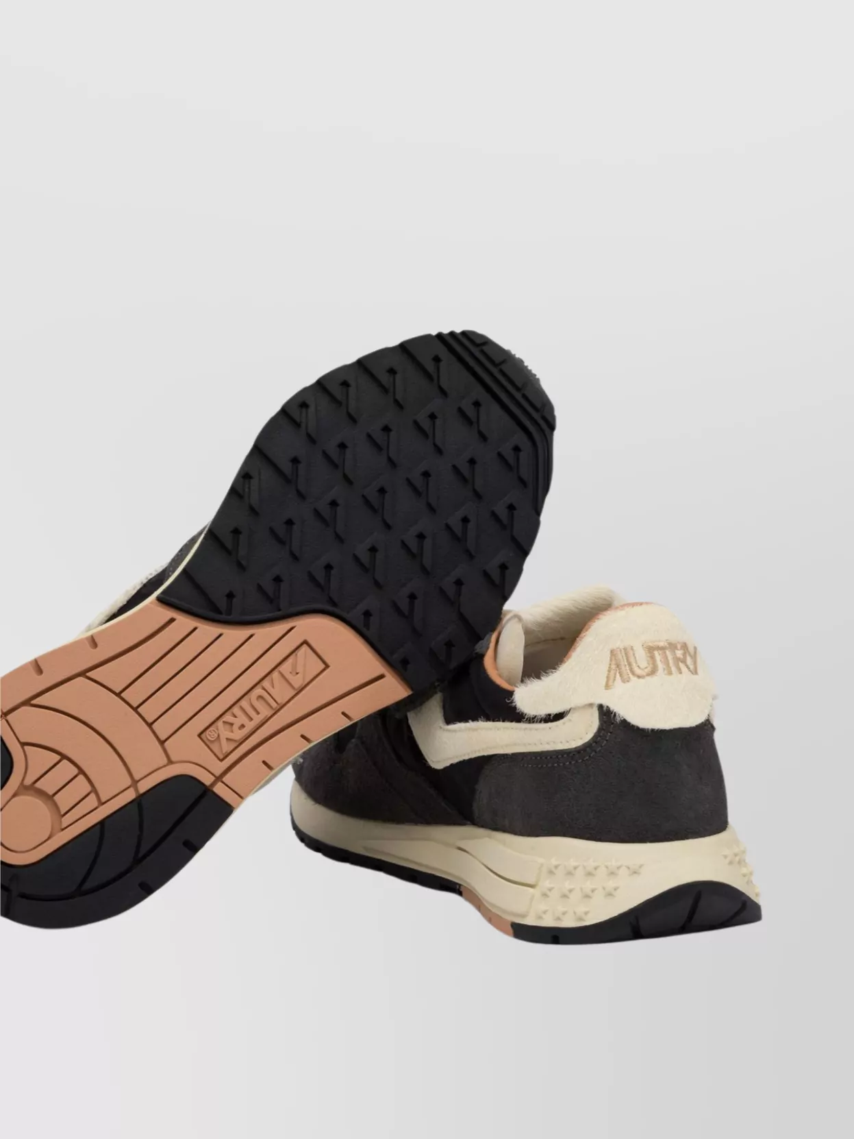 Autry Slip-On Sneakers Cushioned Collar