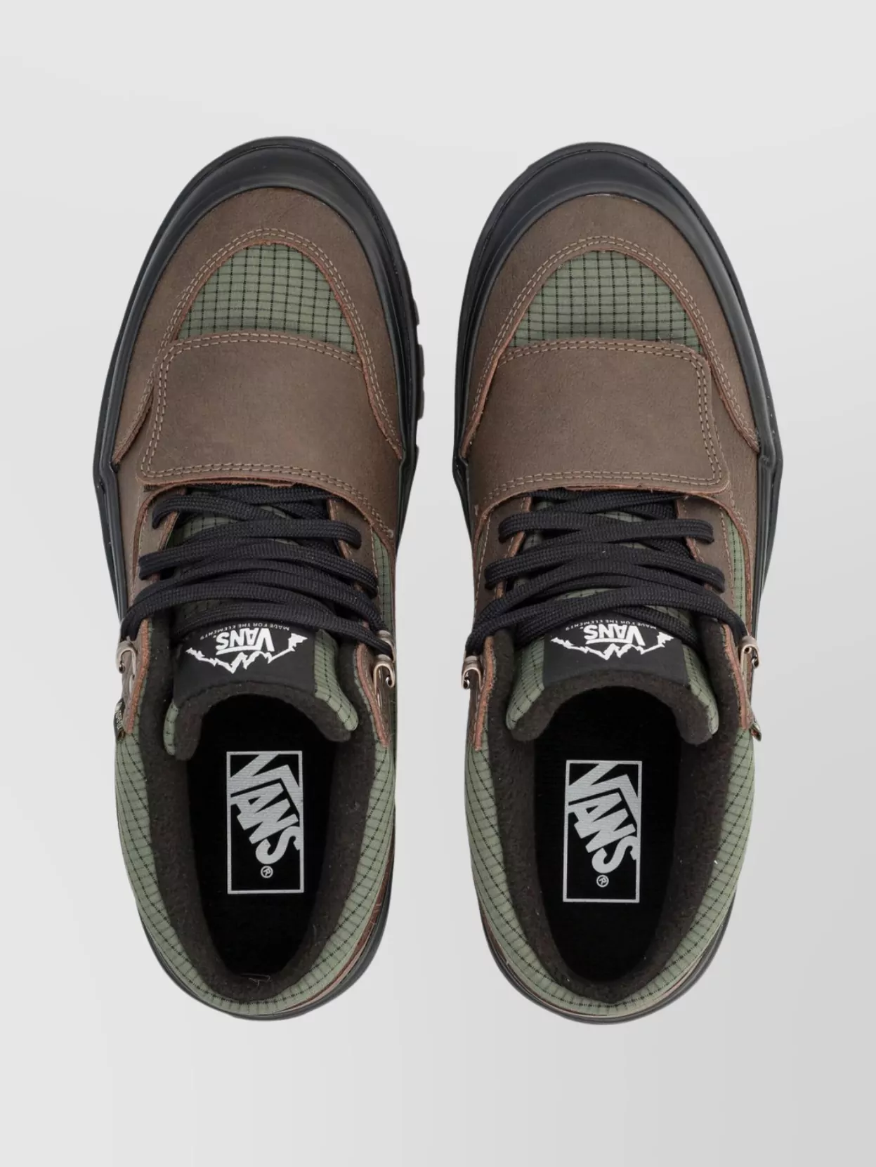 Vans Mountain Mid Insulated Gore Tex Boots