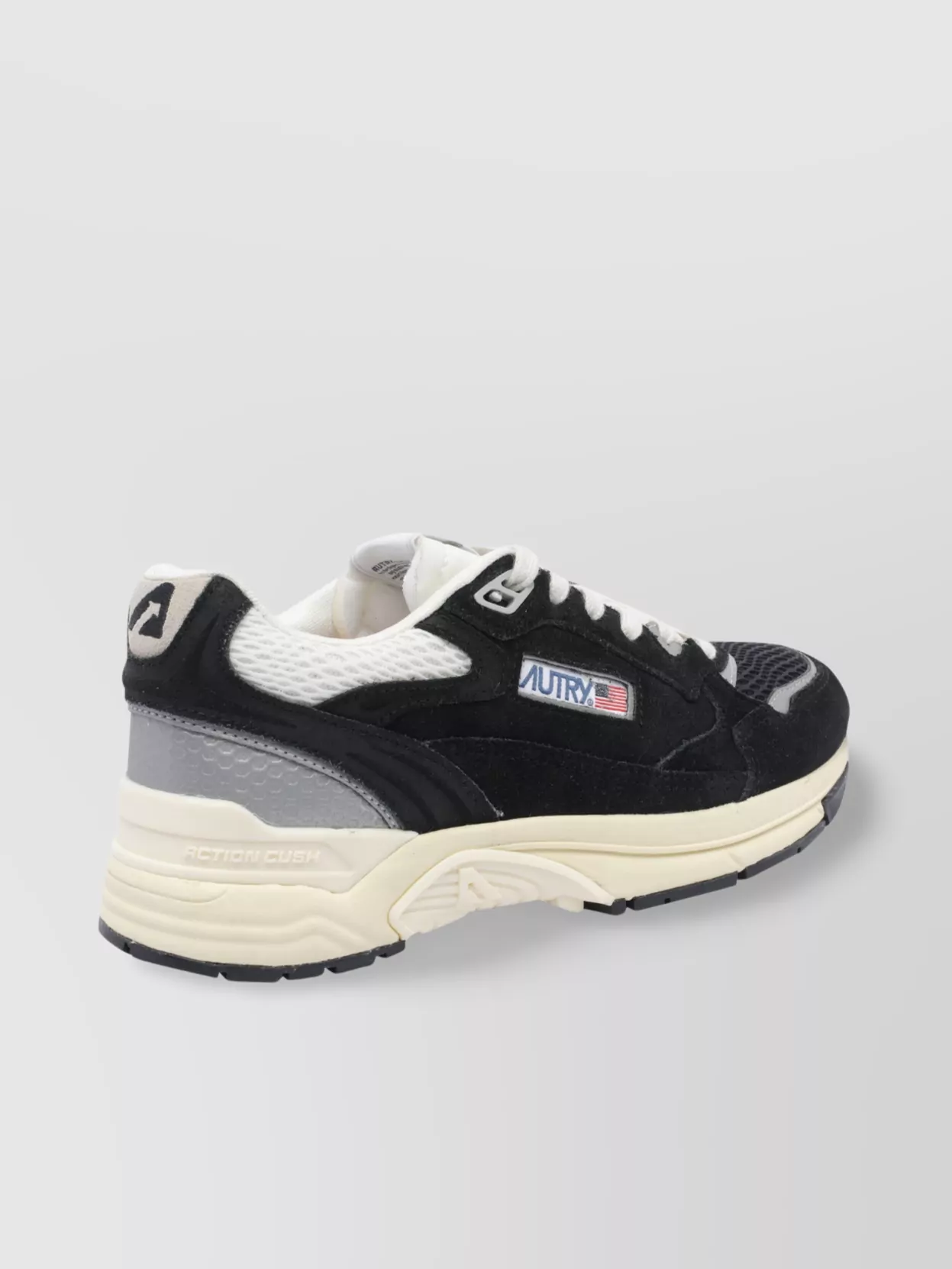 Autry Hyperway Black Low Top Sneakers With Logo Patch On Tongue And Side In Suede And Mesh Woman In Black