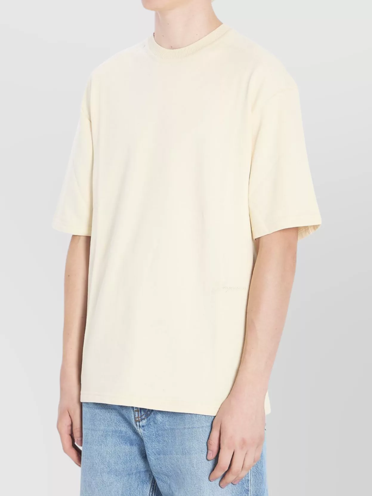 Jacquemus Fino T-shirt In Neutral