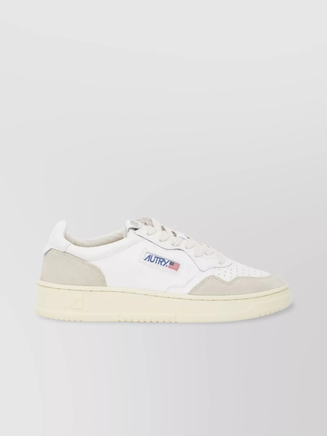 Autry Medalist low top leather sneakers | The Fashion Square